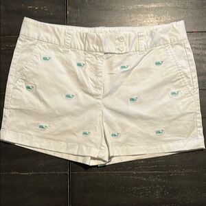 Vineyard Vines White Embroidered Women's Shorts